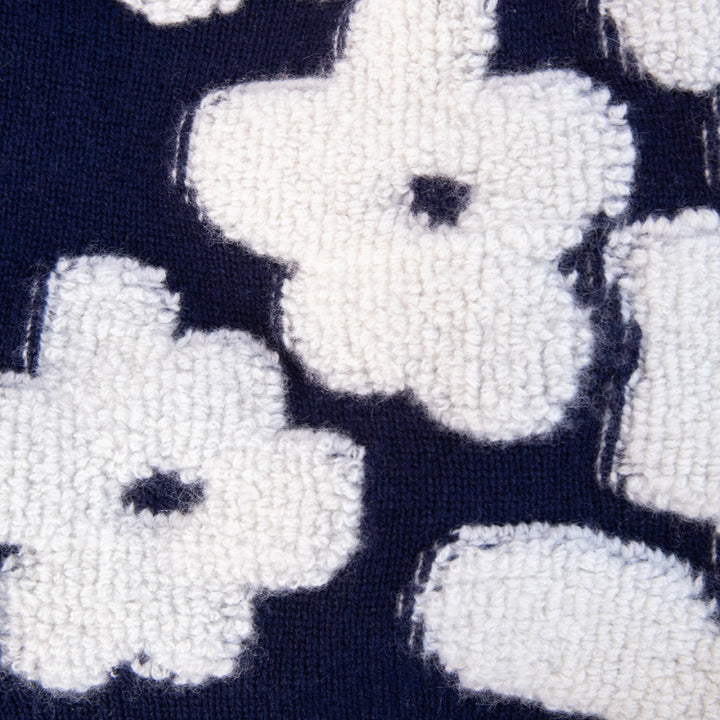 Close-up of white flowers on a dark background