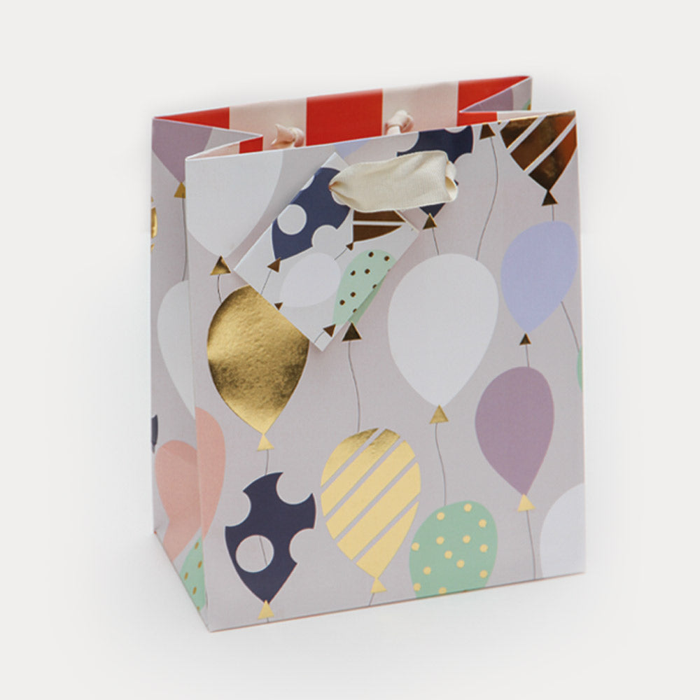 medium gift bag with balloons