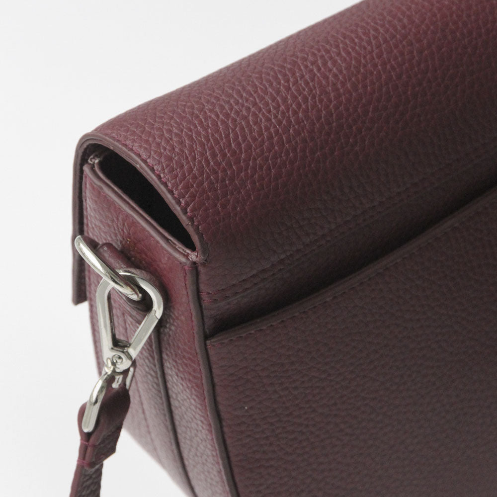 burgundy-leather-oxford-saddle-bag-da6159-4
