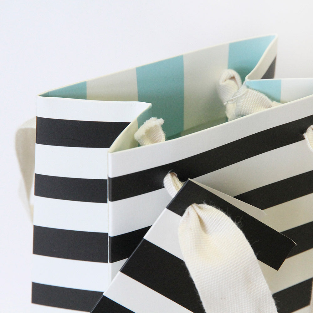 hey-you-time-to-get-tipsy-bottle-bag-gbb586-2