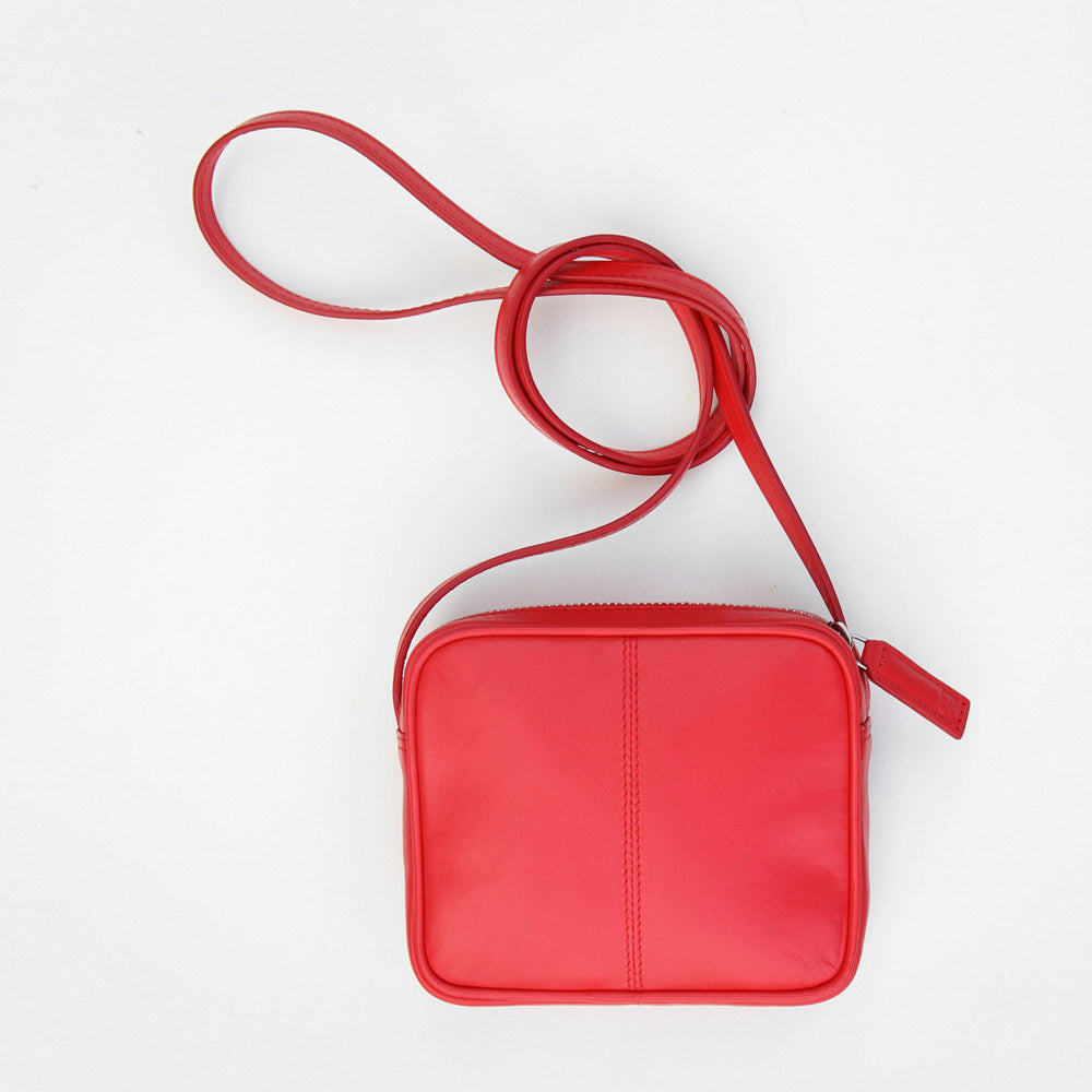 red-leather-mini-camera-bag-da5124-2