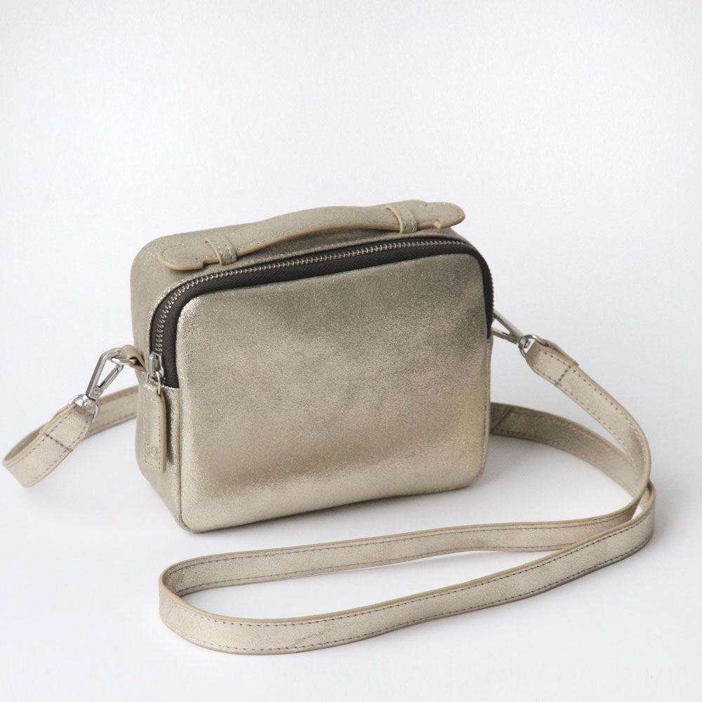 gold-leather-top-handle-camera-bag-da6176-Bags-1