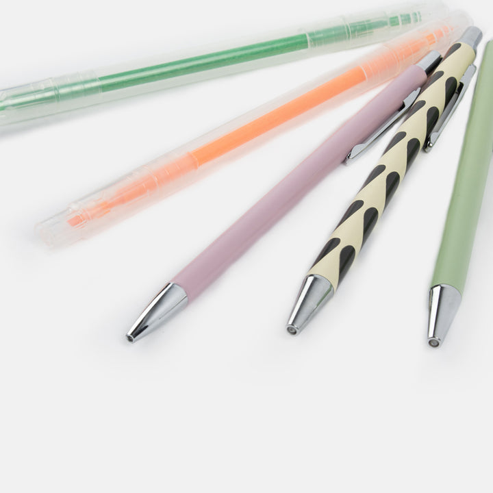 set of 5 pens with 2 ballpoint pens, 2 fine liners and 1 mechanical pencil