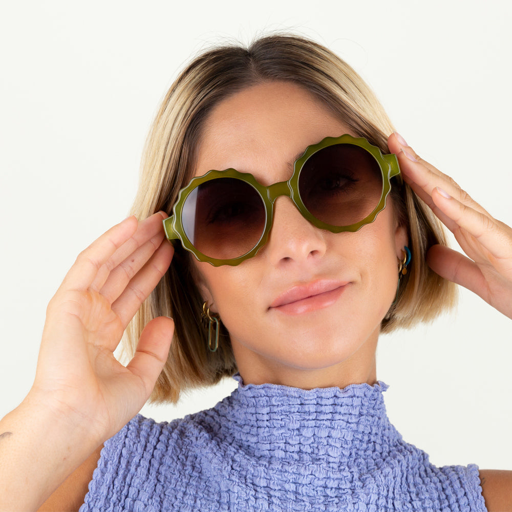 green round framed sunglasses, made by Charly Therapy