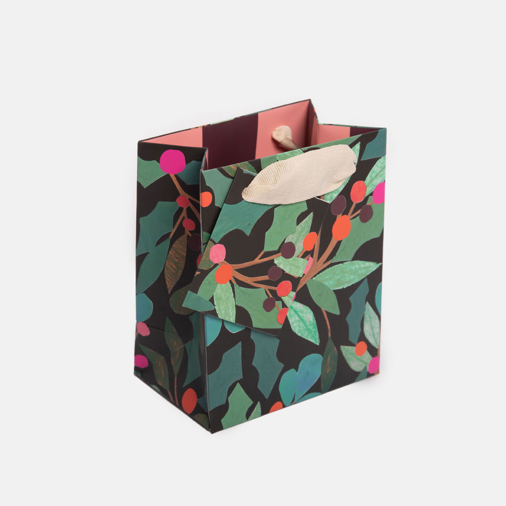 Christmas gift bag with holly & berries design, matching gift tag and fabric handles