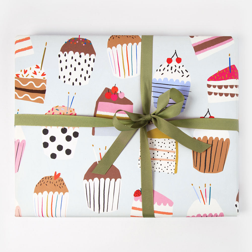 Cakes & cupcakes wrapping paper sheet