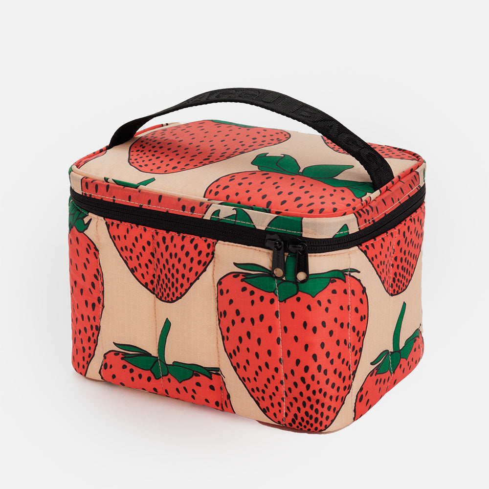 strawberry print insulated lunch cool bag, made by Baggu