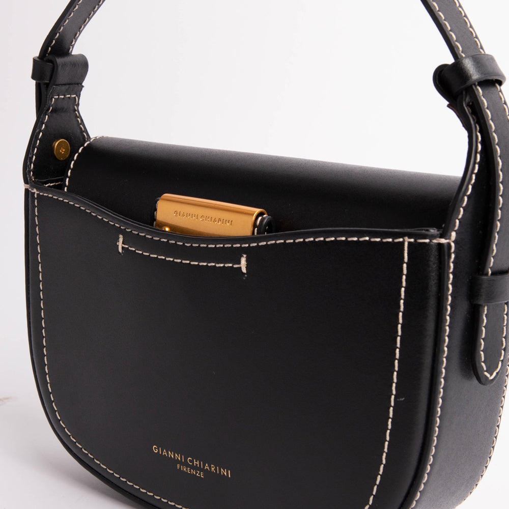 black leather crossbody bag, made in Italy by Gianni Chiarini