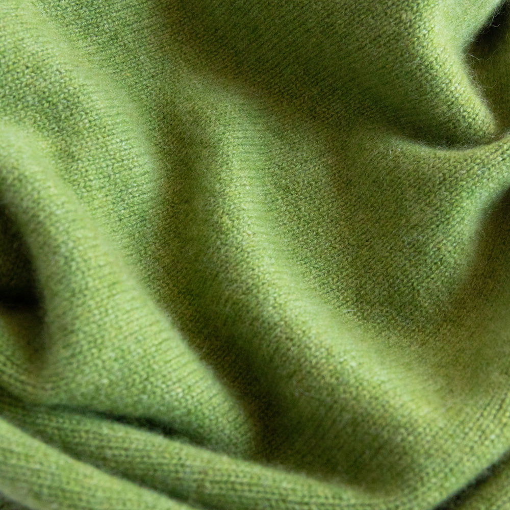 women's cashmere triangle scarf in moss green