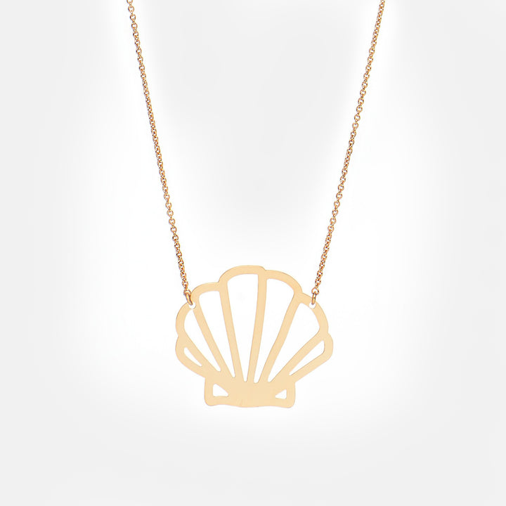 Gold shell necklace in 24 carat gold gilded brass