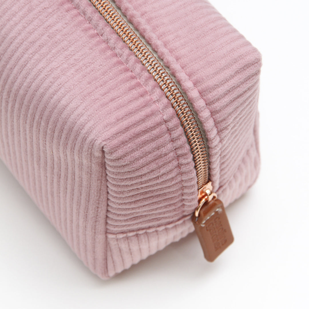 Cube cosmetic bag in pink cord