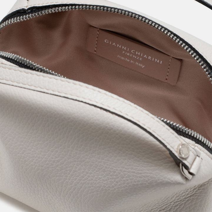 Gorgeous leather everyday handbag Caroline Gardner