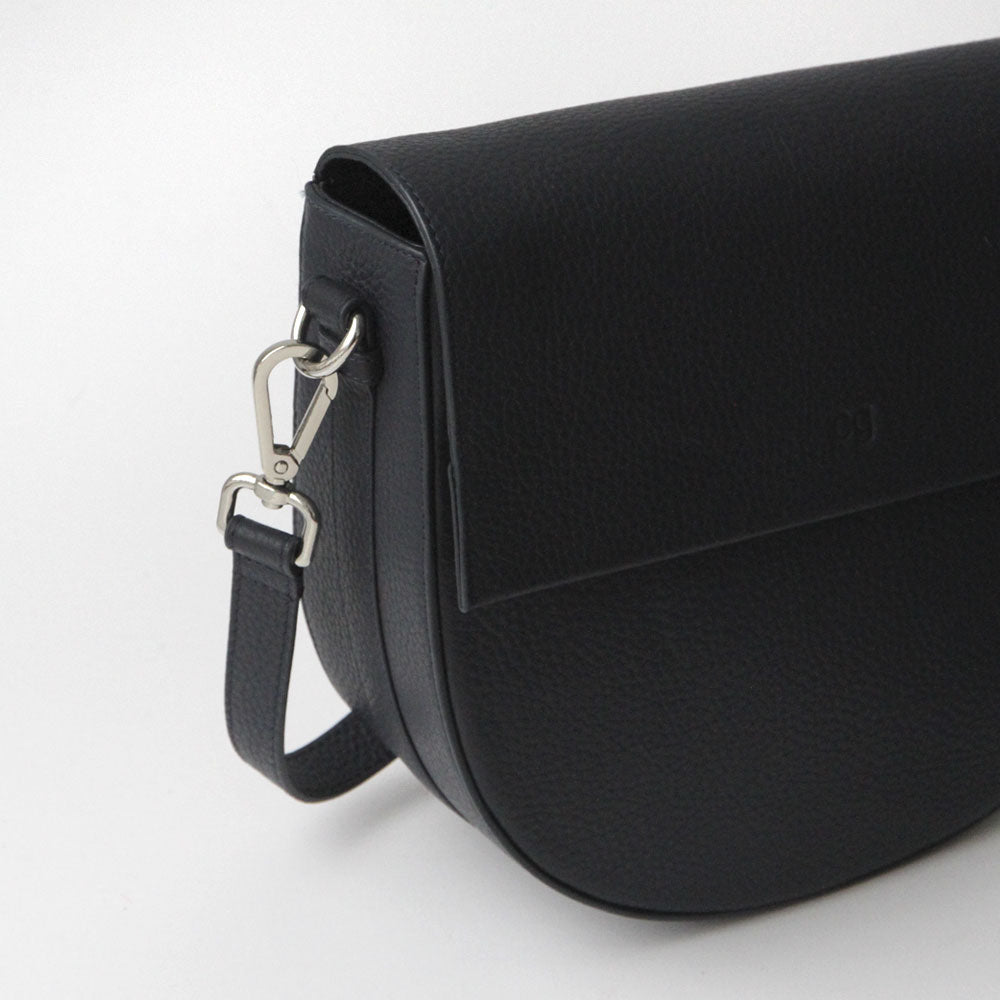 black-leather-oxford-saddle-bag-da6160-2