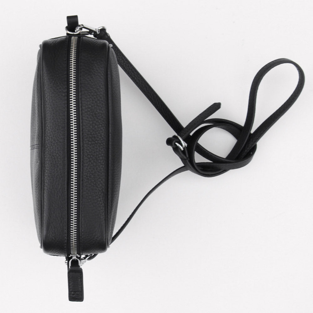 black-leather-camera-bag-da5122-4