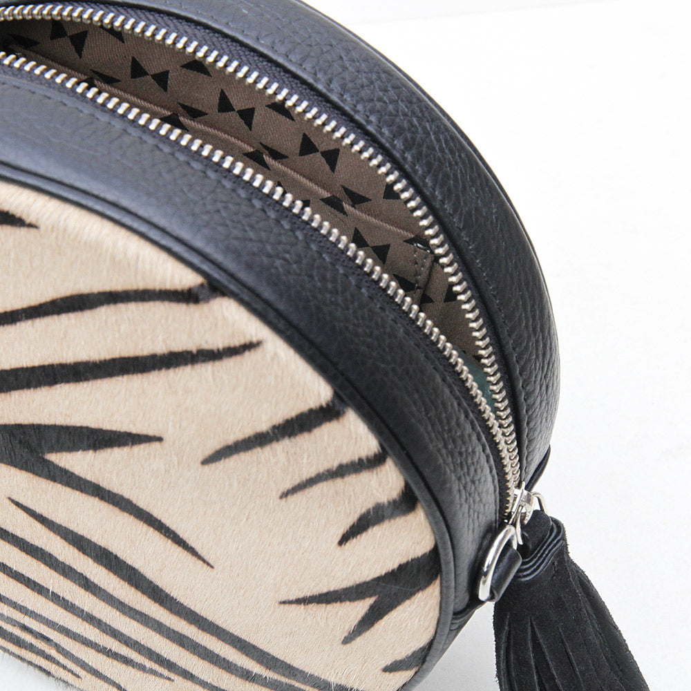 black-zebra-leather-circle-bag-da5336-2
